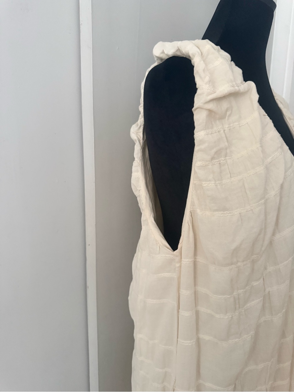 Free people Sleeveless V-Neck Cream flowy relaxed Maxi Dress - Picture 4 of 6